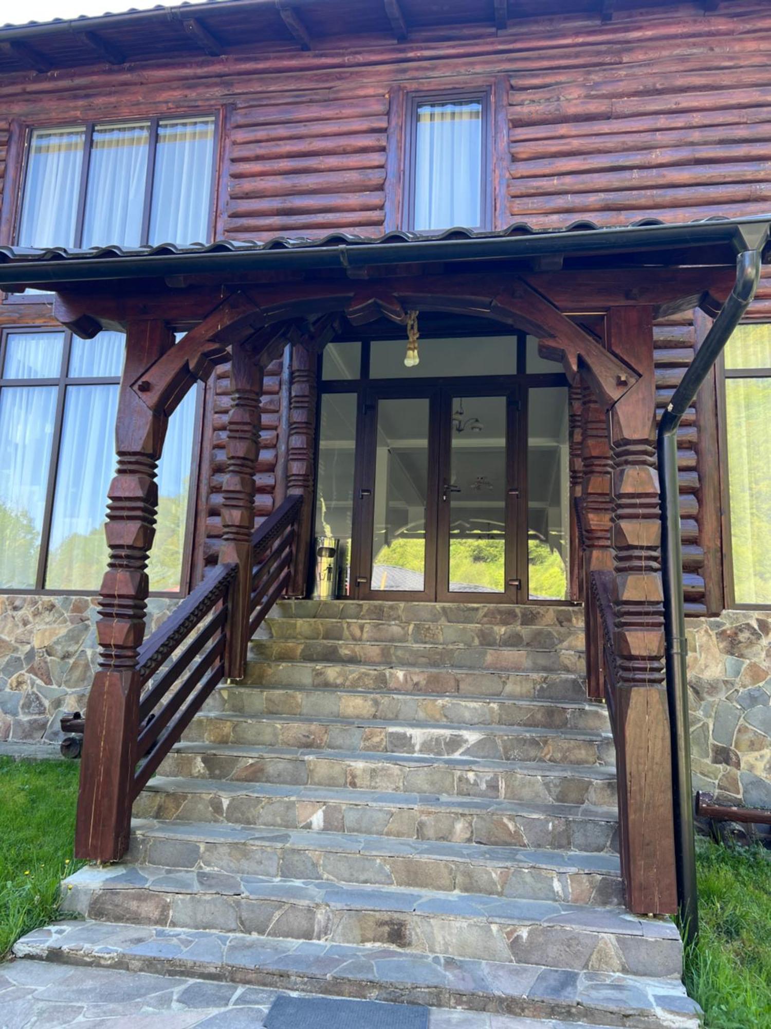 Pensiunea Roxana Valea Viseului Luaran gambar